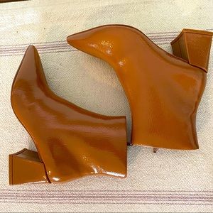 NEW Steve Madden Elaria Cognac Block Heel Booties